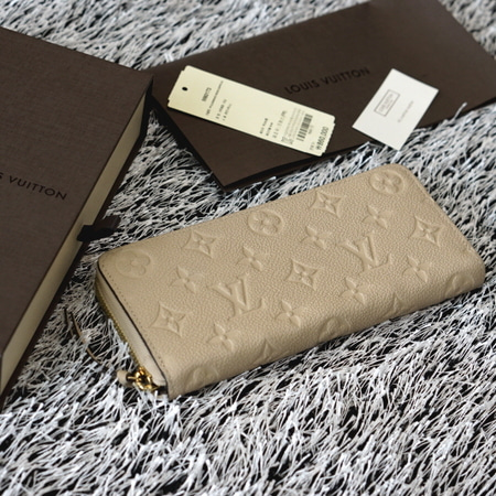 Louis Vuitton(루이비통) M60173 모노그램 앙프렝뜨 클레망스 집업 장지갑