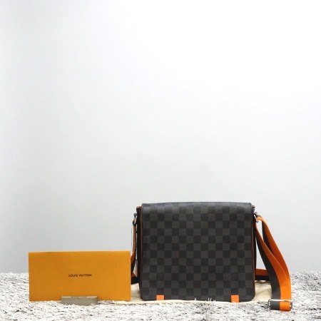 Louis Vuitton(루이비통) N42405 17시즌한정 다미에 디스트릭트 메신저 크로스백aa00210
