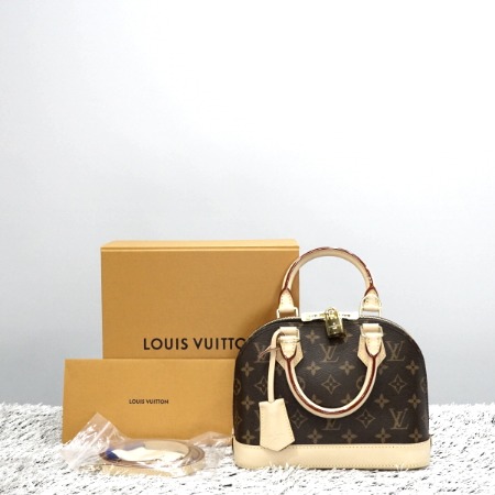 [새상품][19년12월]Louis Vuitton(루이비통) M53152 모노그램 알마BB 토트백 겸 크로스백aa01221