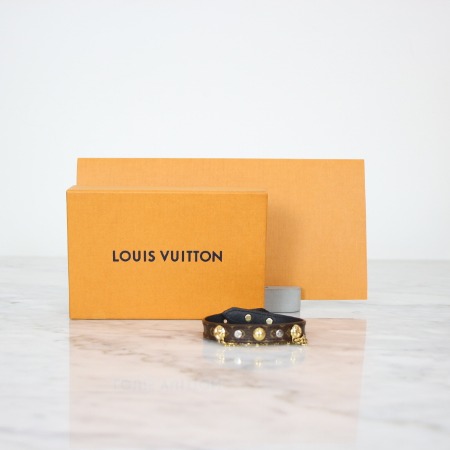 Louis Vuitton(루이비통) M6453F 모노그램 캔버스 금장 장식 팔찌aa04803