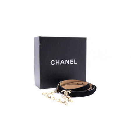 [미사용]Chanel(샤넬) 11시즌 블랙 스웨이드 CC 펄 여성 벨트aa20784