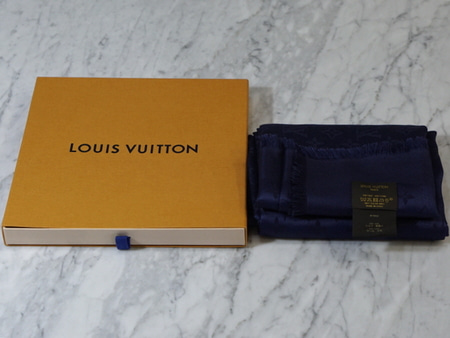 Louis Vuitton(루이비통) M75242 실크 울 블루 숄 머플러