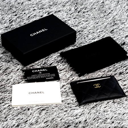 Chanel(샤넬) 17시즌 A31510 클래식 블랙 캐비어 카드슬롯 지갑