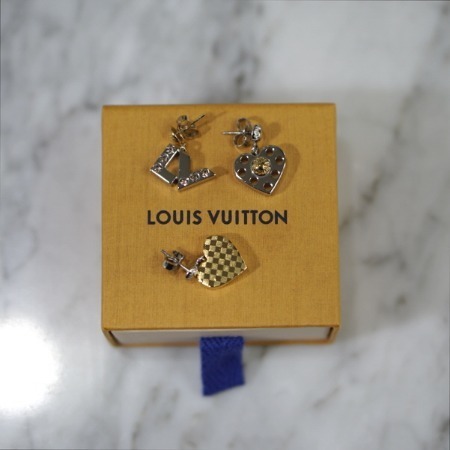 Louis Vuitton(루이비통) M67036 SPIKY VALENT 이어링 세트(귀걸이)