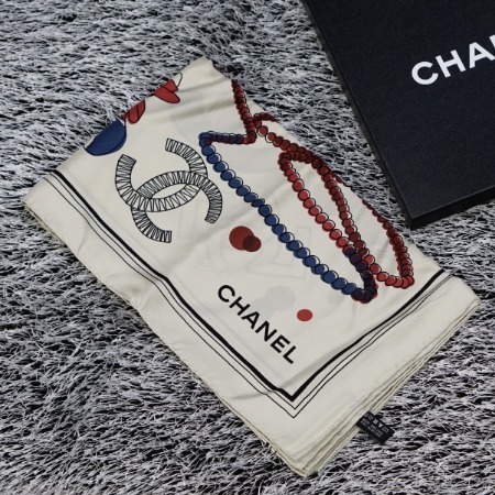 [새상품]Chanel(샤넬) 100% 실크 멀티 프린팅 스카프
