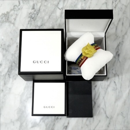 [신상]Gucci(구찌) YA146410 18시즌 펠린헤드 팔찌 겸 남여공용 시계