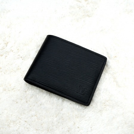 [신상]Louis Vuitton(루이비통) M60662 에피(에삐) 멀티플 월릿 남성 반지갑