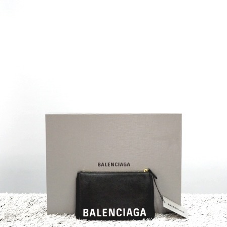 [신상]Balenciaga(발렌시아가) 575025 19시즌 파우치 클러치백