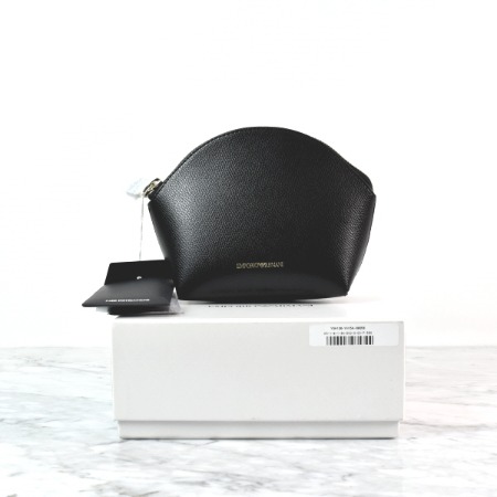 [새상품]Armani(엠포리오아르마니) 블랙 레더 다용도 파우치백aa01593