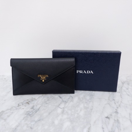 Prada(프라다) 1MF003 골드메탈 블랙 사피아노 장지갑 클러치aa02336