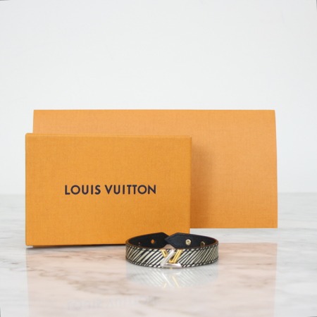 Louis Vuitton(루이비통) M6192F 트위스트 에삐 팔찌aa04804