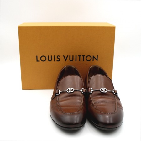 Louis Vuitton(루이비통) 은장 로고 브라운 남성 로퍼aa07788