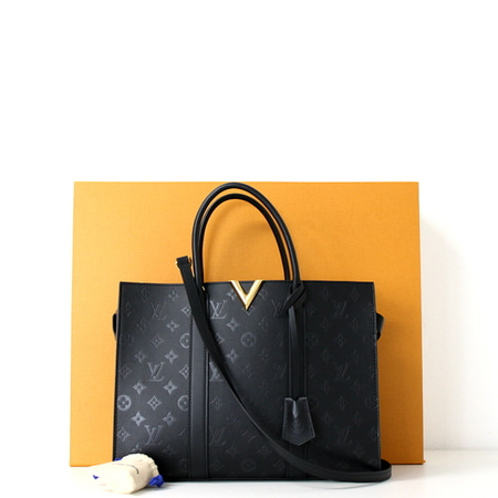 [미사용]Louis Vuitton(루이비통) M42883 모노그램 쿼르 레더 베리 토트GM 토트백 겸 숄더백aa10358