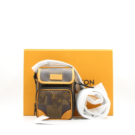 [새상품]Louis Vuitton(루이비통) N40357 루이비통X니고 한정판 나노 아마조네 메신저 크로스백aa15060