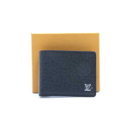[새상품]Louis Vuitton(루이비통) M30295 타이가 LV메탈로고 멀티플 월릿 남성 반지갑aa25786