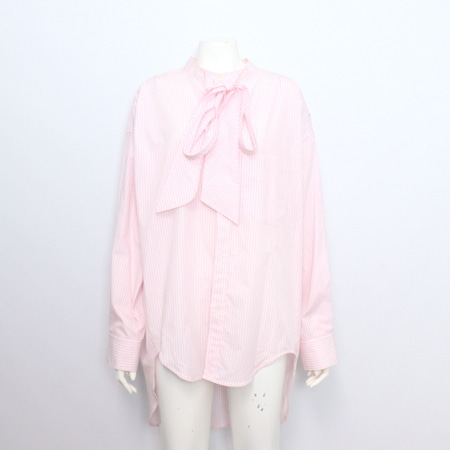 Balenciaga(발렌시아가) 520497 핑크 뉴 스윙 백로고 오버핏 여성 셔츠aa26701