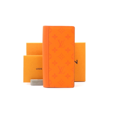[미사용]Louis Vuitton(루이비통) M30427 타이가 모노그램 오렌지 브라짜월릿 장지갑aa28565