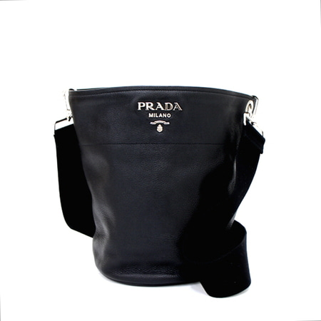 Prada(프라다) 1BE012 블랙 비텔로 피닉스 버킷 여성 숄더백 겸 크로스백aa32318