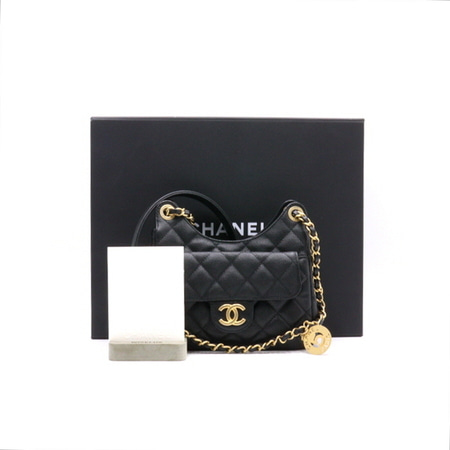 Chanel(샤넬) AS3710 23시즌 블랙 캐비어 포켓 금장체인 스몰 호보 숄더백 겸 크로스백aa36205