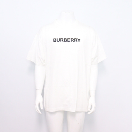 Burberry(버버리) 8055307 블랙 로고 화이트 프린팅 남성 반팔 티셔츠aa33645