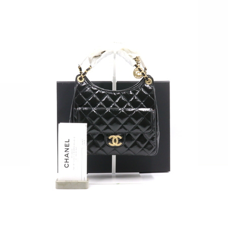 [새상품]Chanel(샤넬) AS4322 23-24시즌 블랙 크럼플드 카프스킨 CC 호보 금장체인 숄더백 겸 크로스백aa31671