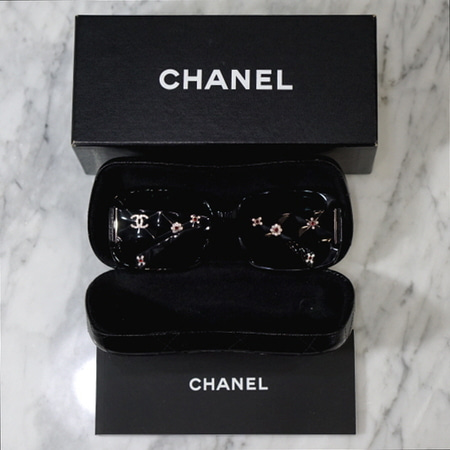 Chanel(샤넬) 5149 CC 크리스탈 로고 뿔테 여성 선글라스