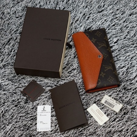 Louis Vuitton(루이비통) M60499 모노그램 캔버스 에피 마리 루 롱 월릿 장지갑
