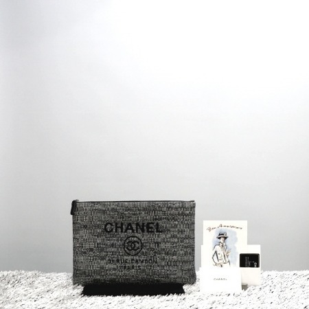 [새상품][신상]Chanel(샤넬) 18시즌 그레이 트위드 도빌 라지 클러치백