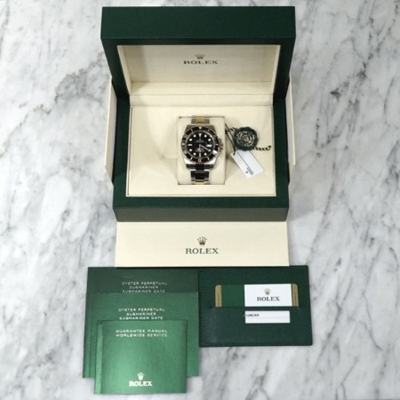 [19년신상]Rolex(롤렉스) 116613 18K골드 검판콤비(흑콤) 서브마리너 시계