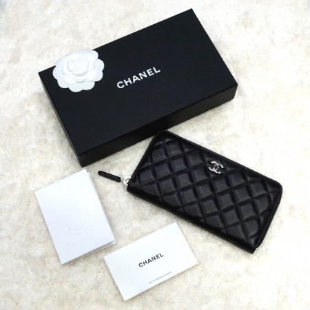 [새상품][신상]Chanel(샤넬) A50097 19시즌 클래식 지퍼 여성 장지갑