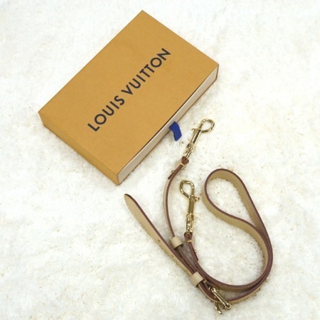 Louis Vuitton(루이비통) J00109 카우하이드 길이조절 숄더 스트랩
