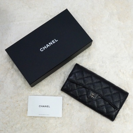[새상품]Chanel(샤넬) A80758 CC 블랙 캐비어 클래식 플랩 장지갑