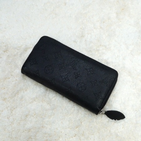 Louis Vuitton(루이비통) M61867 모노그램 마히나 지피 월릿 여성 장지갑