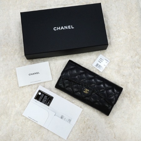 Chanel(샤넬) A80758 CC 블랙 캐비어 클래식 플랩 장지갑