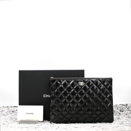 [미사용]Chanel(샤넬) A82545 클래식 케이스 뉴미듐 클러치백aa05962